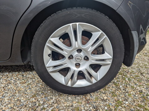 Opel Corsa IV  1.4 Twinport 100ch Edition 5p