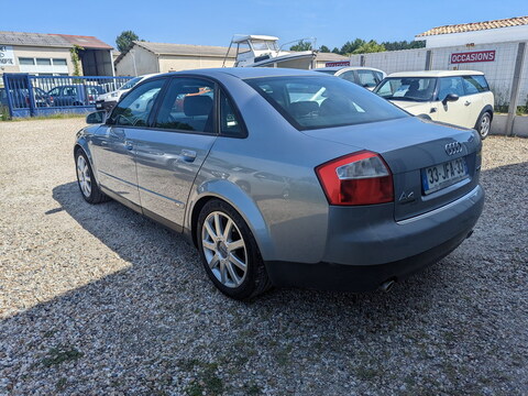 Audi A4 II (B6)  1.8 T 163ch S-Line