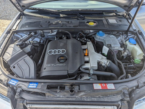 Audi A4 II (B6)  1.8 T 163ch S-Line