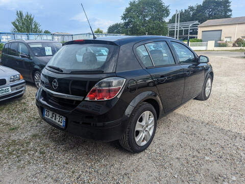 Opel Astra 1.6 115ch Selection 5p