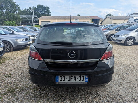 Opel Astra 1.6 115ch Selection 5p