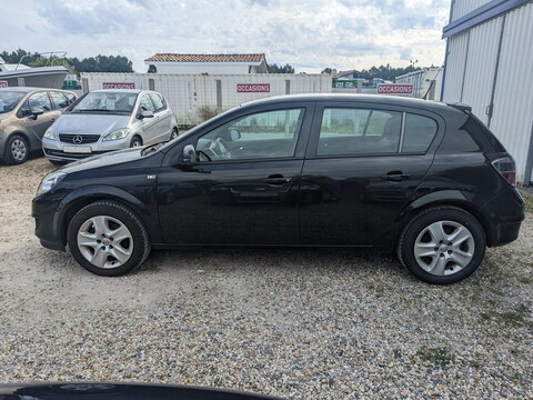 Opel Astra 1.6 115ch Selection 5p