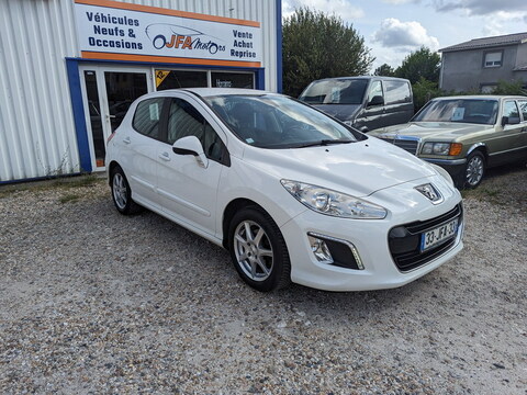 Peugeot 308  1.6 VTi 16v Active 5p