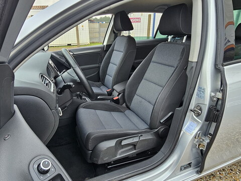 Volkswagen Golf VI 1.2L TSI 105ch Style 5P