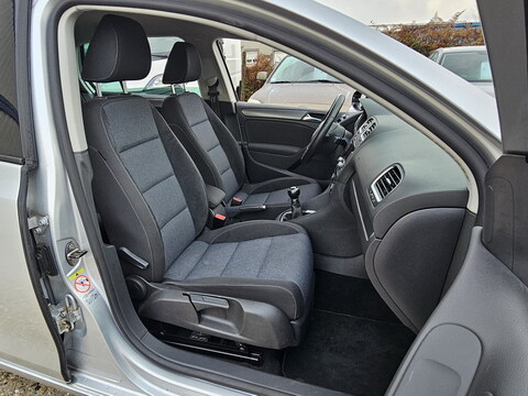 Volkswagen Golf VI 1.2L TSI 105ch Style 5P