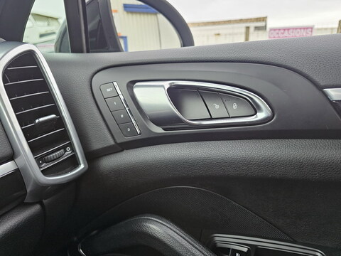 Porsche Cayenne II (958)  V6 3.0D 245ch