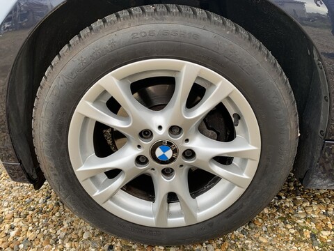 BMW Série 1 116i - 2,0L - 122ch Première