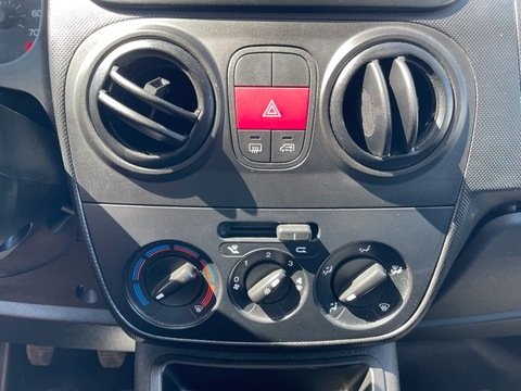 Peugeot Bipper 1,3 HDi 75ch Pack CD Clim