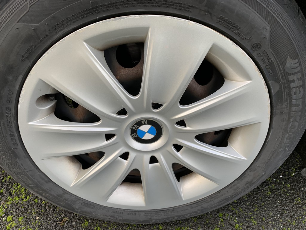 117-2253 BMW Série 3 318i - 129ch Première