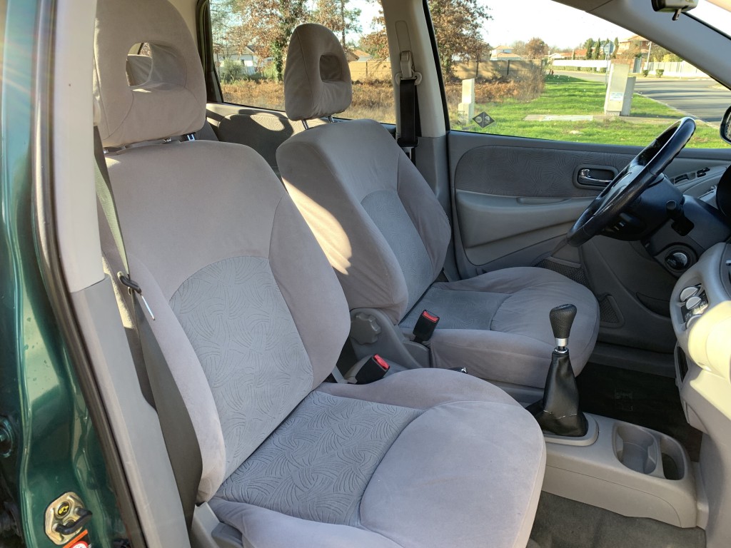 118-2276 NISSAN ALMERA TINO 1,8 16v - 115 ch Luxe