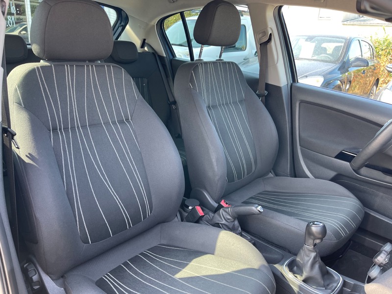 12 Opel Corsa IV1.4 Twinport Edition 5 portes