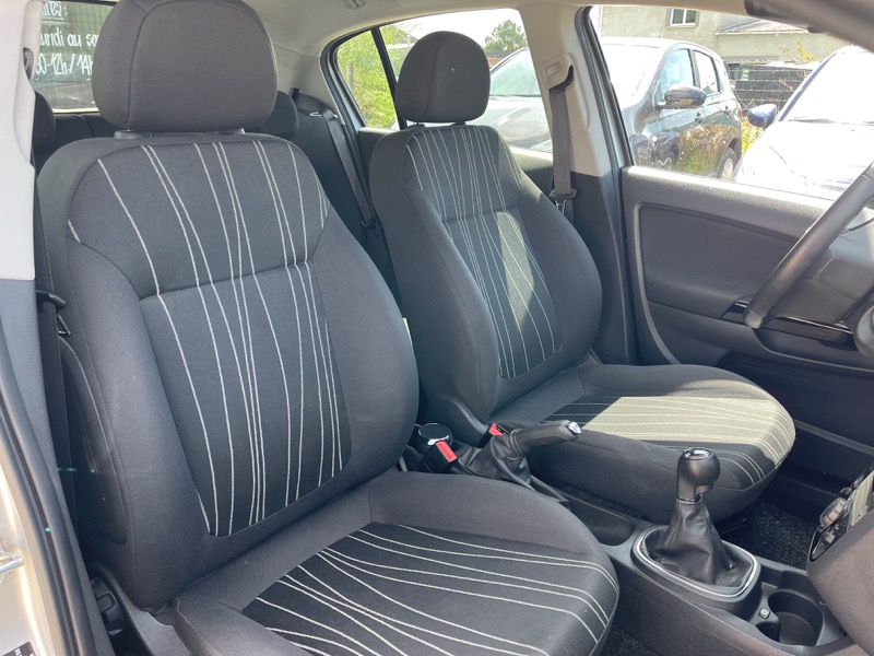 13 Opel Corsa IV1.4 Twinport Edition 5p