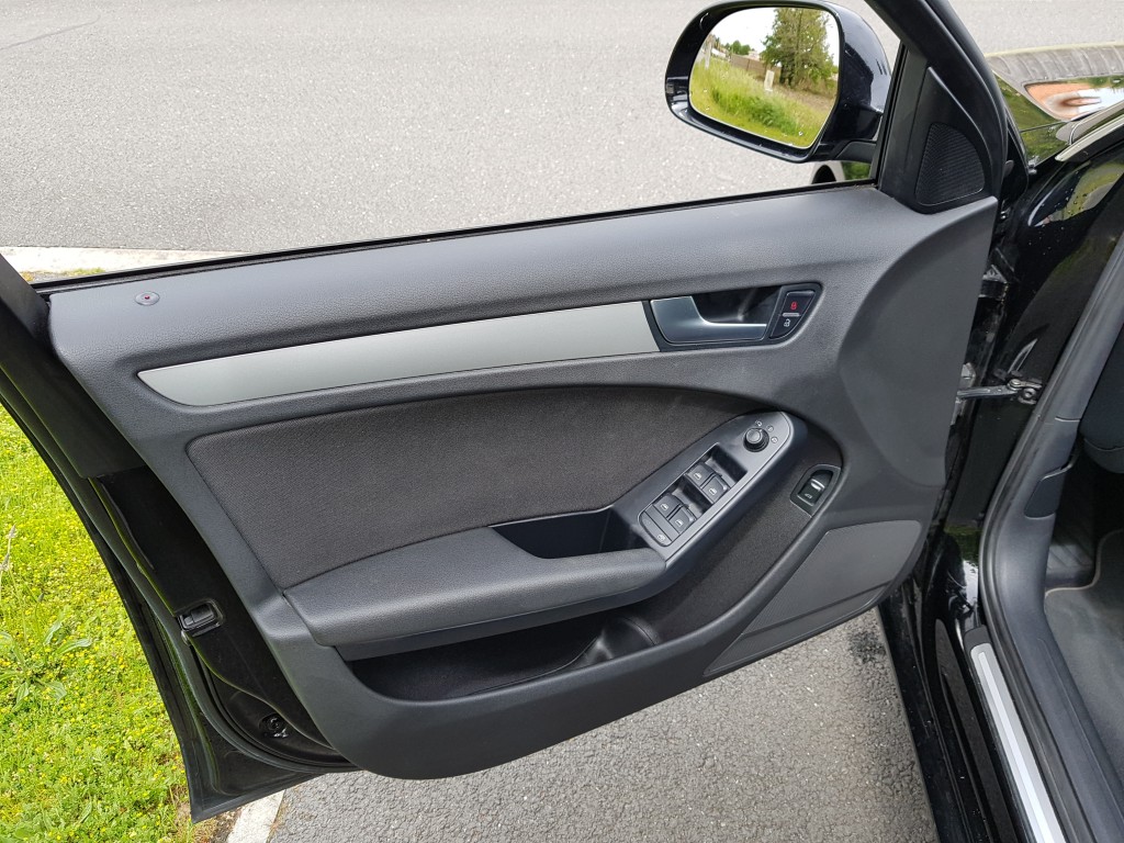 AUDI A4 Avant 2.0 TFSI 180 Ambiente