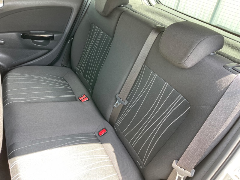 15 Opel Corsa IV1.4 Twinport Edition 5p