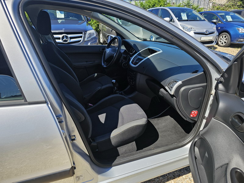 20240624_113727 Peugeot 206 + 1.4 75ch Urban Move 5p