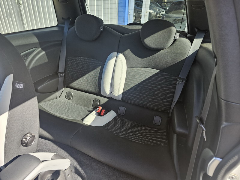 Mini (R56) Cooper  120ch 50 Camden