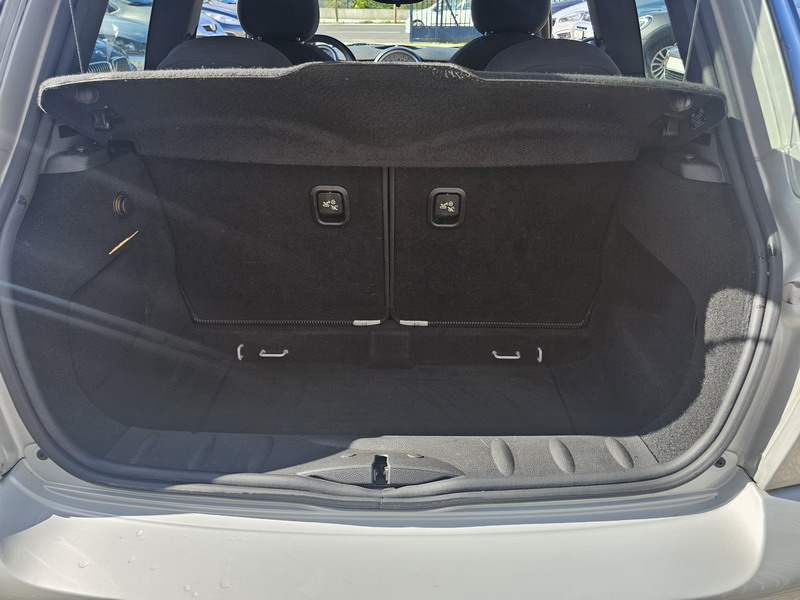 Mini (R56) Cooper  120ch 50 Camden