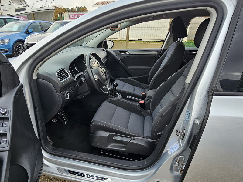 20241126_093350 Volkswagen Golf VI 1.2L TSI 105ch Style 5P