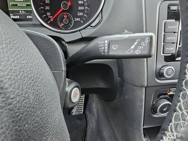 20241126_093636 Volkswagen Golf VI 1.2L TSI 105ch Style 5P