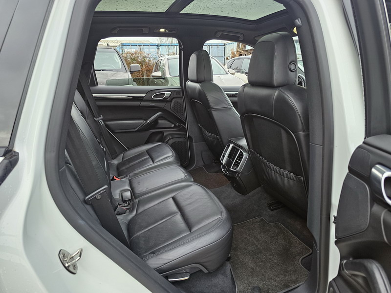 20250129_101744 Porsche Cayenne II (958) V6 3.0D 245ch