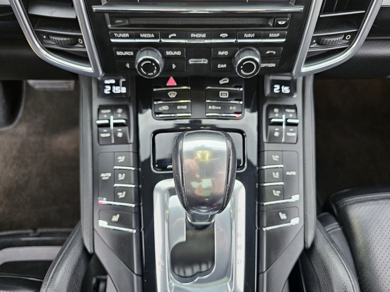 20250129_102105 Porsche Cayenne II (958) V6 3.0D 245ch