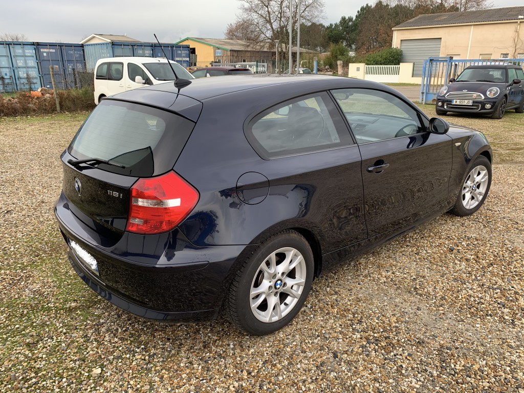 213-5992 BMW Série 1 116i - 2,0L - 122ch Première