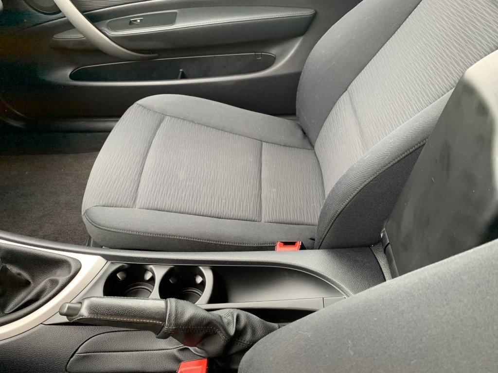 213-6008 BMW Série 1 116i - 2,0L - 122ch Première