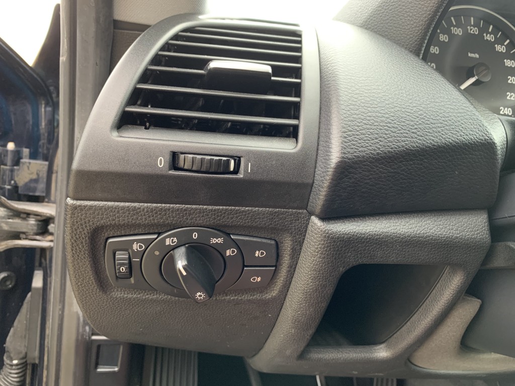 213-6014 BMW Série 1 116i - 2,0L - 122ch Première