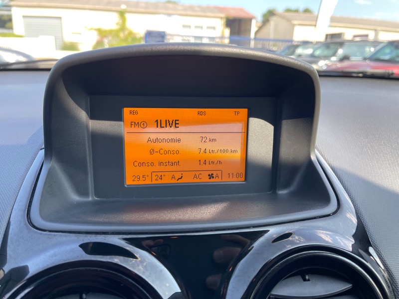 23 Opel Corsa IV1.4 Twinport Edition 5 portes