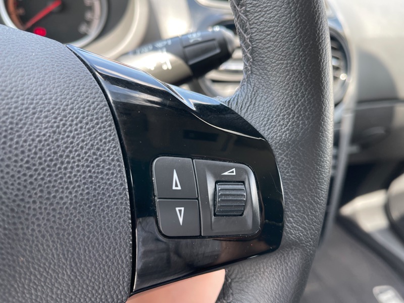 25 Opel Corsa IV1.4 Twinport Edition 5p