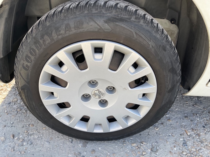 36 Peugeot Bipper 1,3 HDi 75ch Pack CD Clim