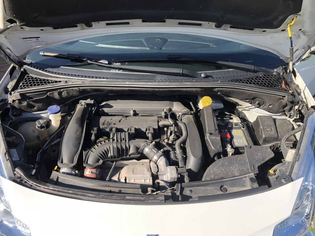 80-1201 CITRÖEN DS3 1,6 THP - 150 (156ch) Sport Chic