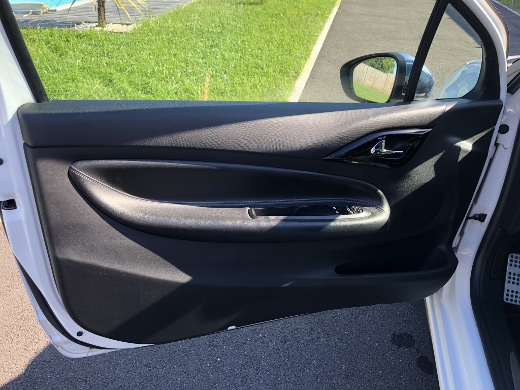 80-1209 CITRÖEN DS3 1,6 THP - 150 (156ch) Sport Chic