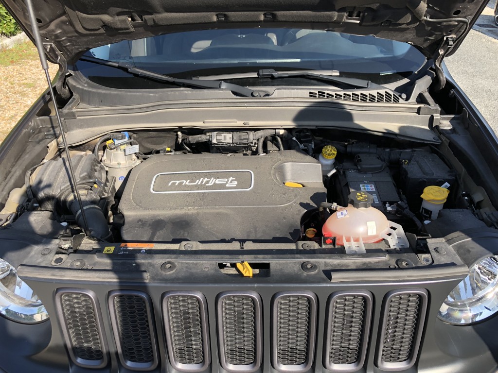 85-1368 JEEP RENEGADE 1,6 M-Jet - 120ch Night Eagle FWD